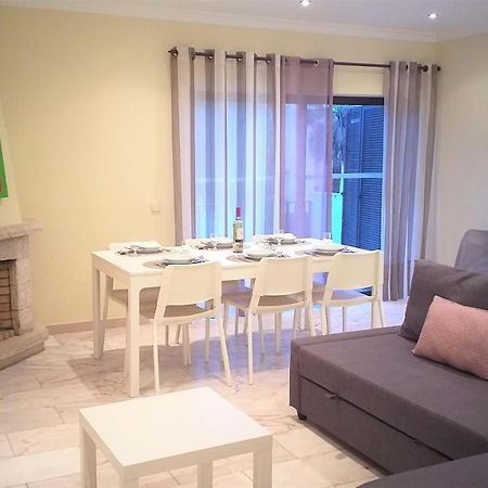Mouramar- Garagem, Piscina & Wifi Apartment วิลาโมรา ภายนอก รูปภาพ